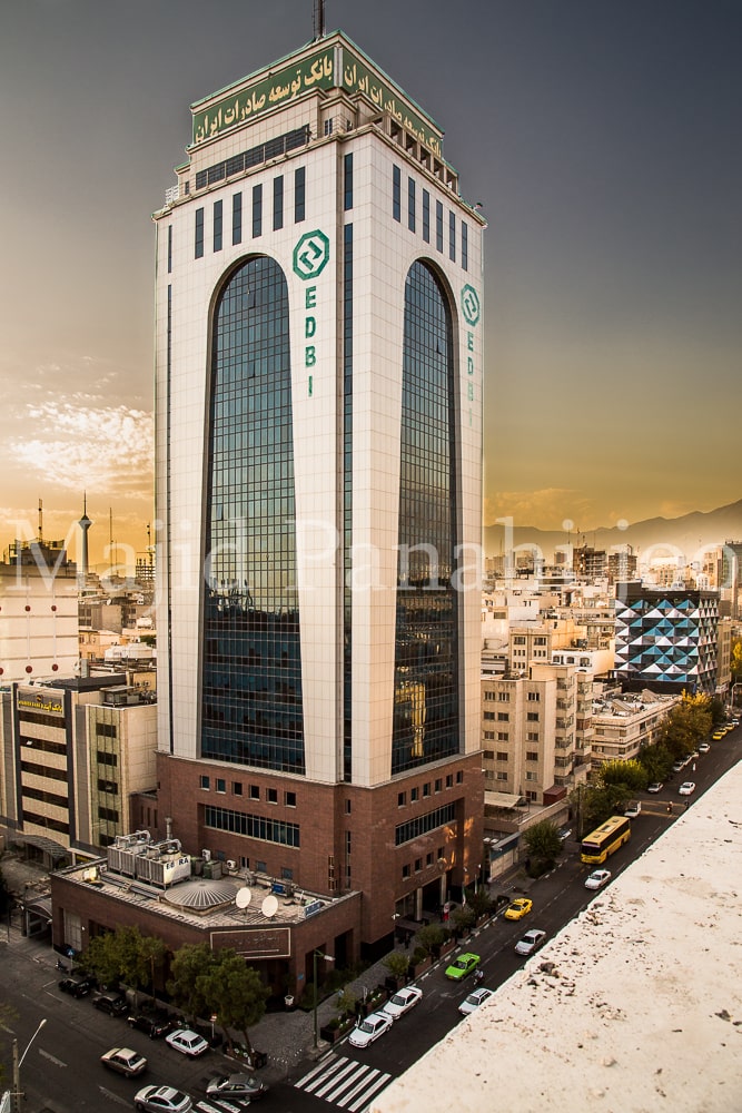 ساختمان اداری تهران - عکاس مجید پناهی جو